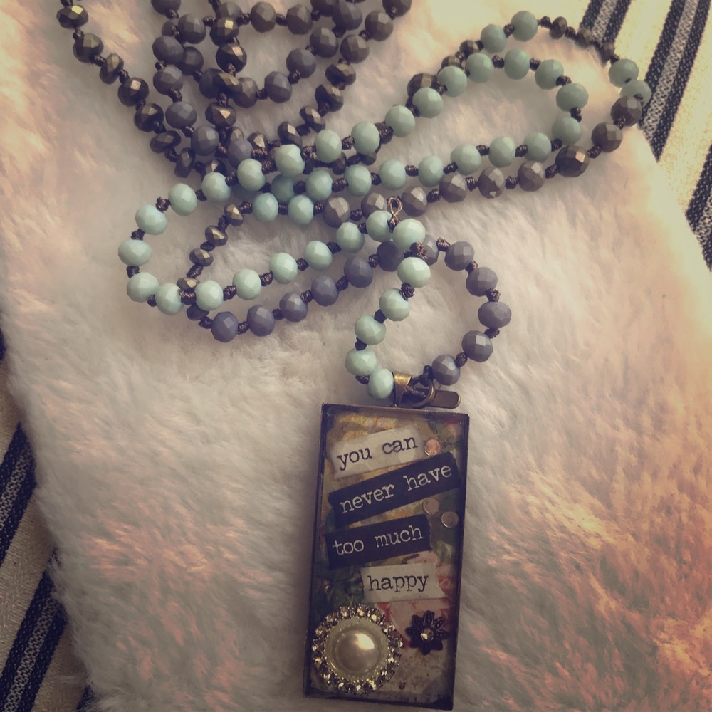 Glass Beaded knotted Necklace And Pendant